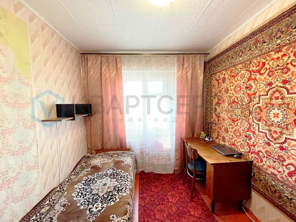 
   Продам 3-комнатную, 49.2 м², Лукашевича ул, 15

. Фото 4.