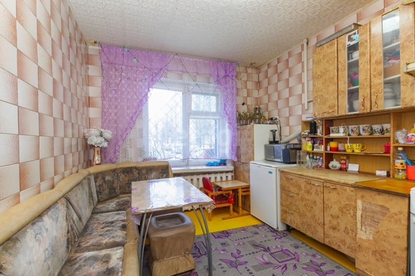 
   Продам 4-комнатную, 87 м², Жуковского ул, 31

. Фото 6.