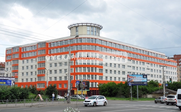 
   Сдам помещение свободного назначения, 180 м², 10 лет Октября ул, 70

. Фото 1.