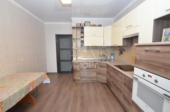 
   Продам 2-комнатную, 61.8 м², 5 Армии ул, 14

. Фото 6.