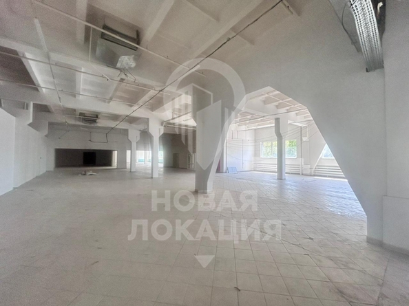 
   Сдам торговое помещение, 1600 м², Орджоникидзе ул, 164

. Фото 16.