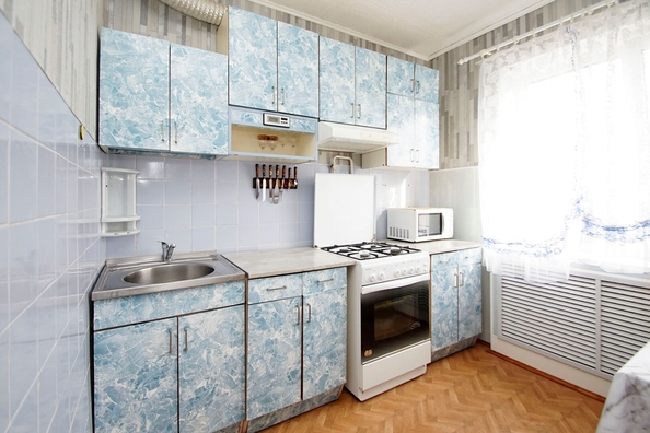 
   Продам 2-комнатную, 53 м², Рокоссовского ул, 10

. Фото 6.