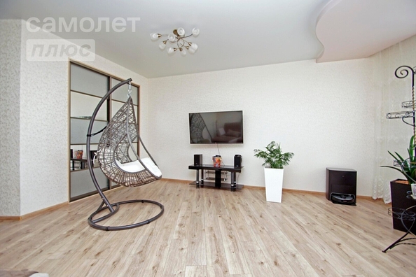 
   Продам 3-комнатную, 113.9 м², Перелета ул, 25

. Фото 5.