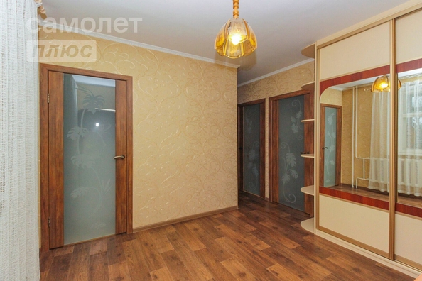 
   Продам 3-комнатную, 64.5 м², Мельничная ул, 70

. Фото 3.