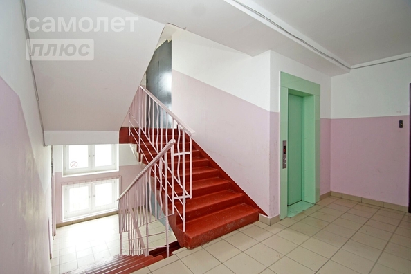 
   Продам 3-комнатную, 65.2 м², Бархатовой ул, 5

. Фото 5.