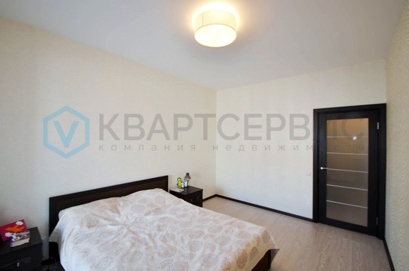 
   Продам 3-комнатную, 95.6 м², Тютчева ул, 8

. Фото 1.