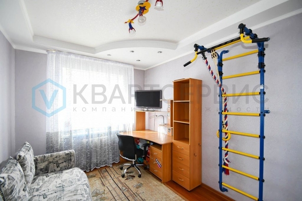 
   Продам 4-комнатную, 87.5 м², Харьковская ул, 3к1

. Фото 2.