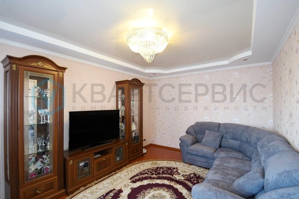 
   Продам 4-комнатную, 87.5 м², Харьковская ул, 3к1

. Фото 6.