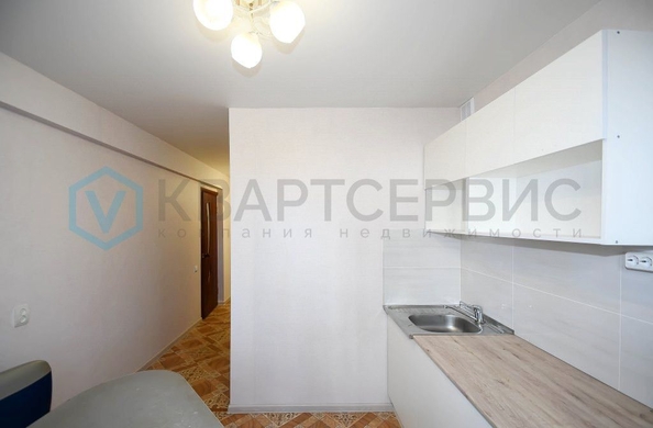 
   Продам 1-комнатную, 37.2 м², Шакурова ул, 8

. Фото 6.