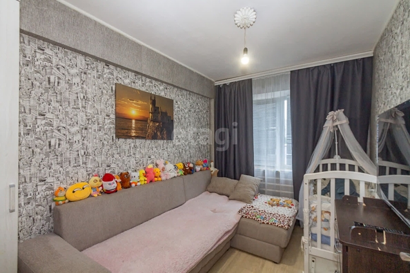 
   Продам 4-комнатную, 60 м², Глинки ул, 3Б

. Фото 3.