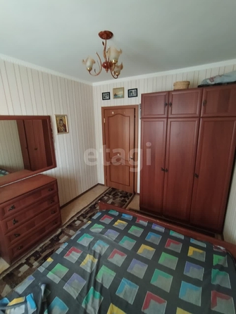 
   Продам 3-комнатную, 70.7 м², 70 лет Октября ул, 13/2

. Фото 6.