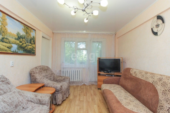 
   Продам 4-комнатную, 60.3 м², Бархатовой ул, 3В

. Фото 9.