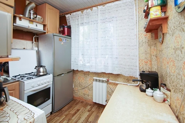 
   Продам 3-комнатную, 62 м², Крыловская ул, 54А

. Фото 4.