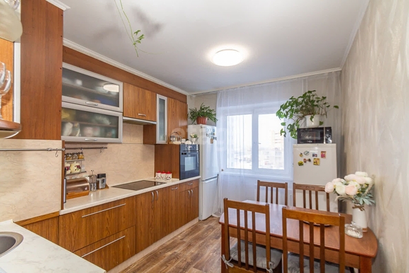 
   Продам 3-комнатную, 62.7 м², Дианова ул, 30

. Фото 3.