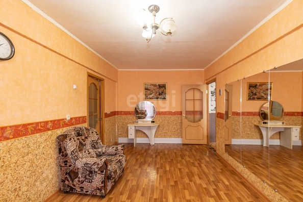 
   Продам 3-комнатную, 58.8 м², Стрельникова ул, 4

. Фото 2.