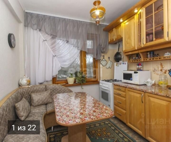 
   Продам 3-комнатную, 60 м², Бархатовой ул, 8

. Фото 1.