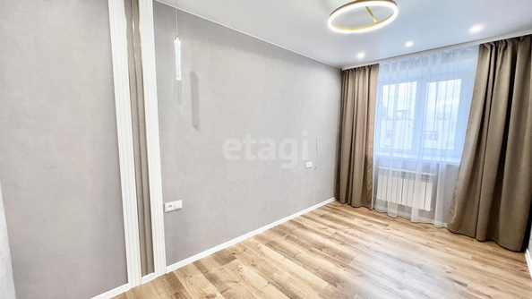 
   Продам 2-комнатную, 44 м², Нефтезаводская ул, 27

. Фото 1.