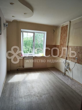 
   Продам 4-комнатную, 90 м², Лукашевича ул, 27

. Фото 2.