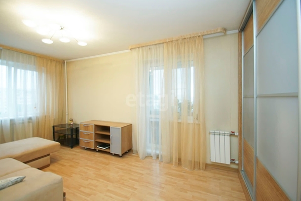 
   Продам 2-комнатную, 48 м², Учебная ул, 157

. Фото 1.