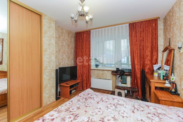 
   Продам 2-комнатную, 74.4 м², Енисейская 3-я ул, 32к3

. Фото 2.