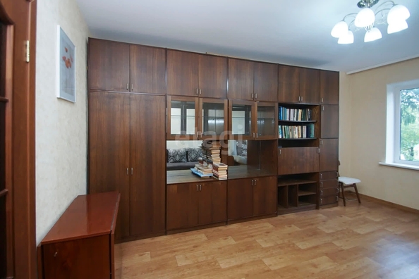 
   Продам 3-комнатную, 63.1 м², Омская ул, 158

. Фото 1.