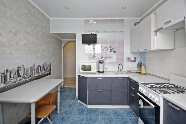 
   Продам 3-комнатную, 64 м², 

. Фото 2.