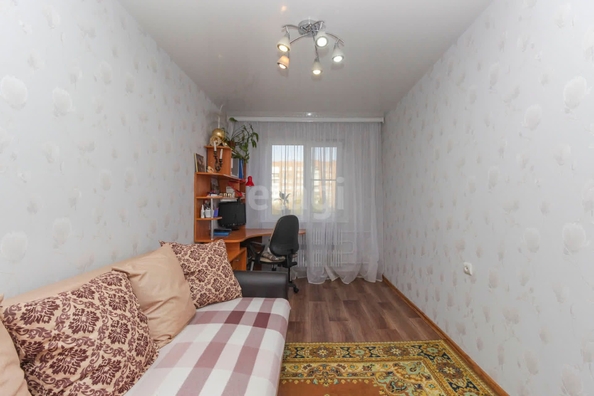 
   Продам 3-комнатную, 59 м², Комкова ул, 1Б

. Фото 4.