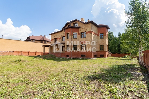 
   Продам дом, 750 м², Омск

. Фото 2.