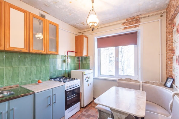 
   Продам 1-комнатную, 30 м², Марка Никифорова ул, 4

. Фото 5.