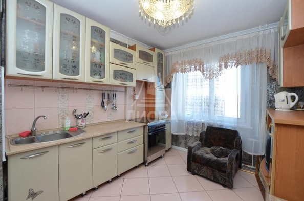 
   Продам 3-комнатную, 63 м², Блюхера ул, 22/1

. Фото 12.