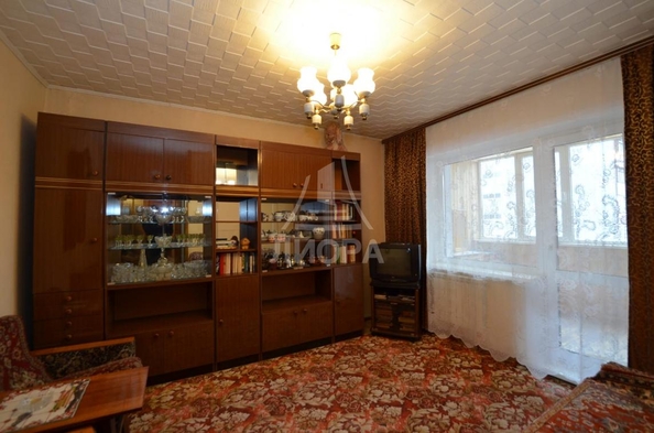 
  Сдам в аренду 2-комнатную квартиру, 47.8 м², Омск

. Фото 8.