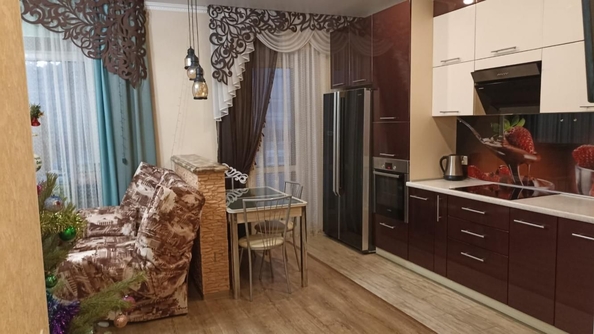 
   Продам 1-комнатную, 38 м², Пригородная 1-я ул, 27

. Фото 5.