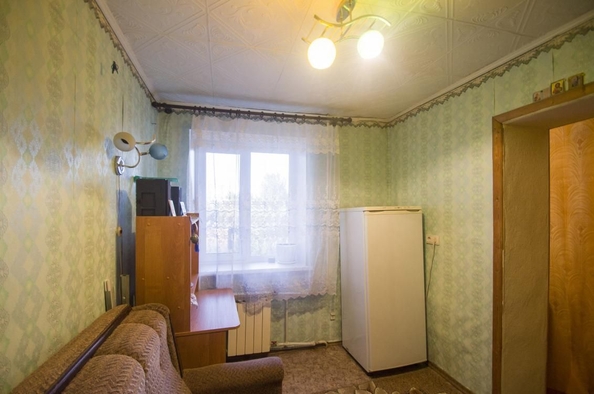 
   Продам 3-комнатную, 44 м², Марка Никифорова ул, 3

. Фото 6.