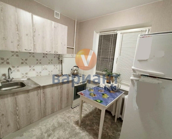 
   Продам 3-комнатную, 49 м², Энтузиастов пер, 11В

. Фото 5.