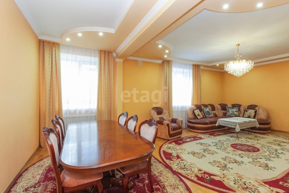 
   Продам дом, 228.2 м², Новоомский

. Фото 4.