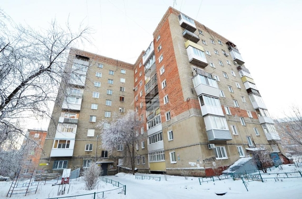 
   Продам 3-комнатную, 55.2 м², Химиков ул, 4

. Фото 17.