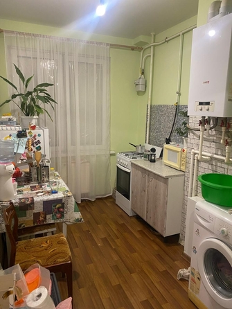 
   Продам 1-комнатную, 30 м², Верхнеднепровская ул, 271/3

. Фото 1.