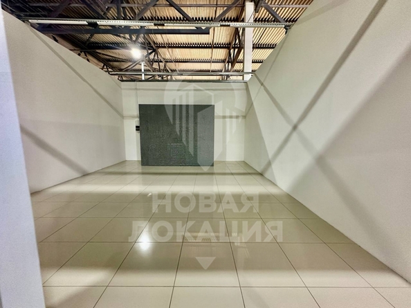 
   Сдам торговое помещение, 350 м², Комарова пр-кт, 13В

. Фото 39.