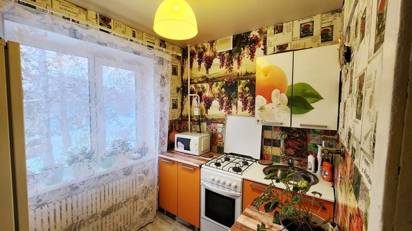 
   Продам 3-комнатную, 48 м², Стрельникова ул, 8

. Фото 3.