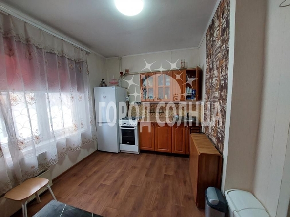 
   Продам 1-комнатную, 38.4 м², Северная 33-я ул, 27

. Фото 2.