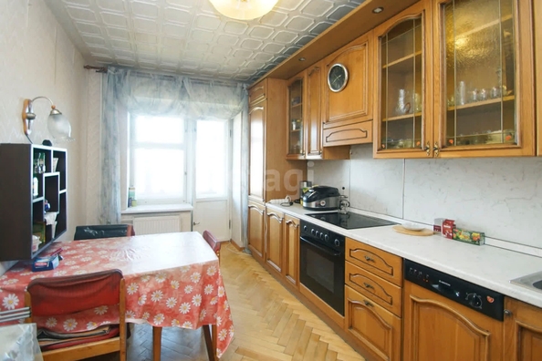 
   Продам 4-комнатную, 106 м², Масленникова ул, 185

. Фото 8.