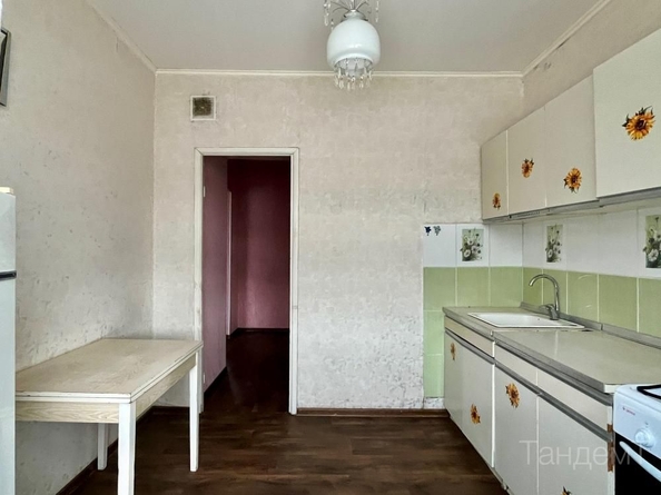 
   Продам 2-комнатную, 52.2 м², 70 лет Октября ул, 10

. Фото 3.