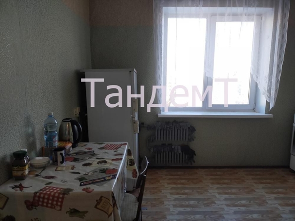 
   Продам 1-комнатную, 37 м², Малиновского ул, 14к1

. Фото 6.