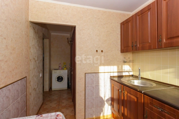 
   Продам 2-комнатную, 45 м², Лукашевича ул, 7

. Фото 3.