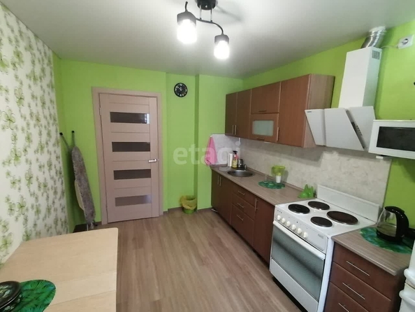 
   Продам 1-комнатную, 42.8 м², Пригородная 1-я ул, 23к3

. Фото 6.