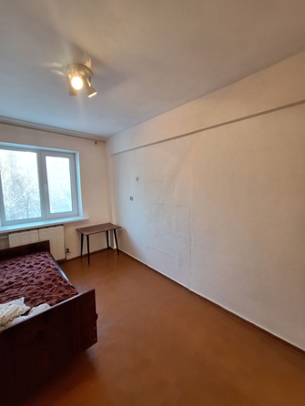 
   Продам 3-комнатную, 59.4 м², Пригородная 1-я ул, 10/1

. Фото 2.