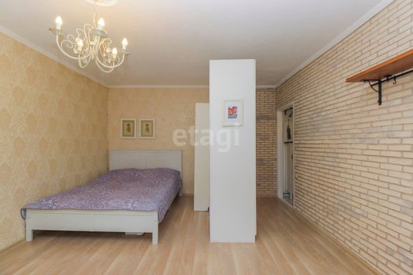 
   Продам студию, 30.7 м², Победы б-р, 4

. Фото 4.