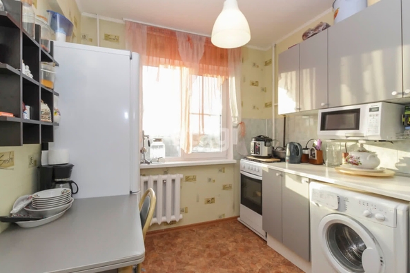 
   Продам 1-комнатную, 30.6 м², Завертяева ул, 27

. Фото 7.