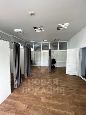 
  Сдается офис, 200 м², Герцена ул, д. 200
. Фото 5.