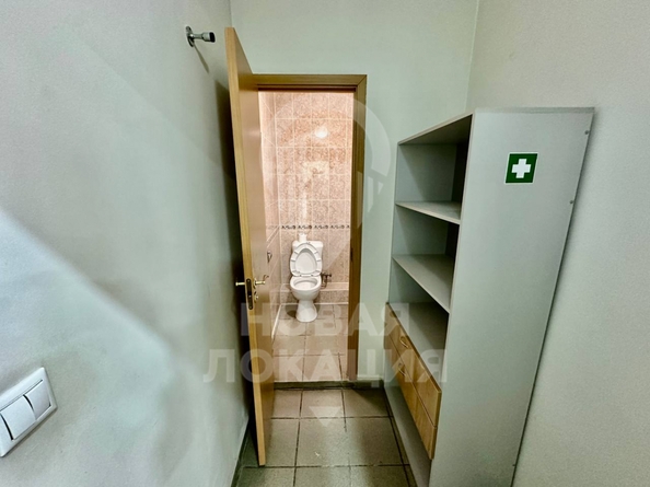 
  Сдается универсальное помещение, 93 м², Нефтезаводская ул, д. 9
. Фото 12.